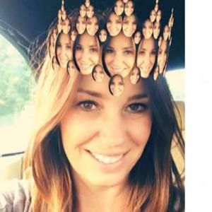 Meet your Posher, Simone